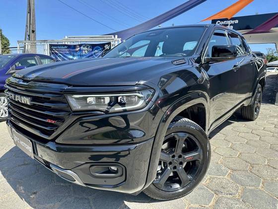 RAM RAMPAGE 2.0 HURRICANE 4 TURBO GASOLINA R/T 4X4 AUTOMÁTICO